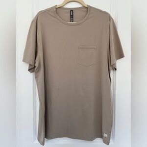 Vuori Feather Pocket Tee
